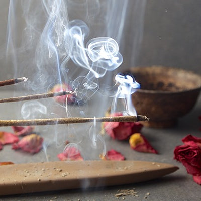 How to make quality hand rolled incense sticks with pure Essential oils